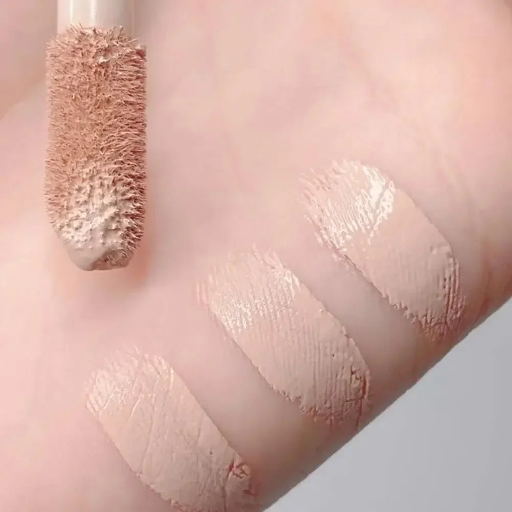 Fond de teint liquide & correcteur couvrant – Anti-cernes, Waterproof & Contrôle du sébum