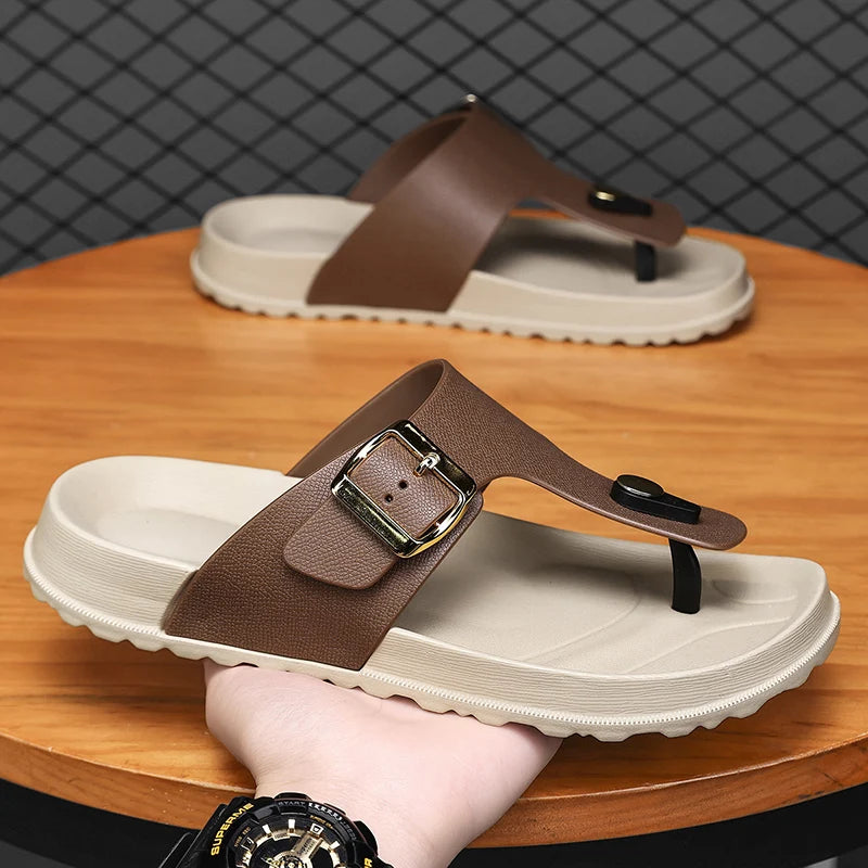 Summer Sandals 2026 New Outer Wear Flip-Flops Convenient Buckle Soft Sole Non-Slip Wear-Resistant Simple Beach Shoes