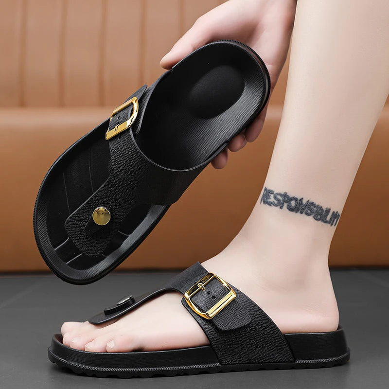 Summer Sandals 2026 New Outer Wear Flip-Flops Convenient Buckle Soft Sole Non-Slip Wear-Resistant Simple Beach Shoes