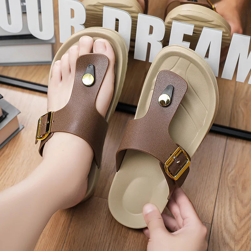 Summer Sandals 2026 New Outer Wear Flip-Flops Convenient Buckle Soft Sole Non-Slip Wear-Resistant Simple Beach Shoes