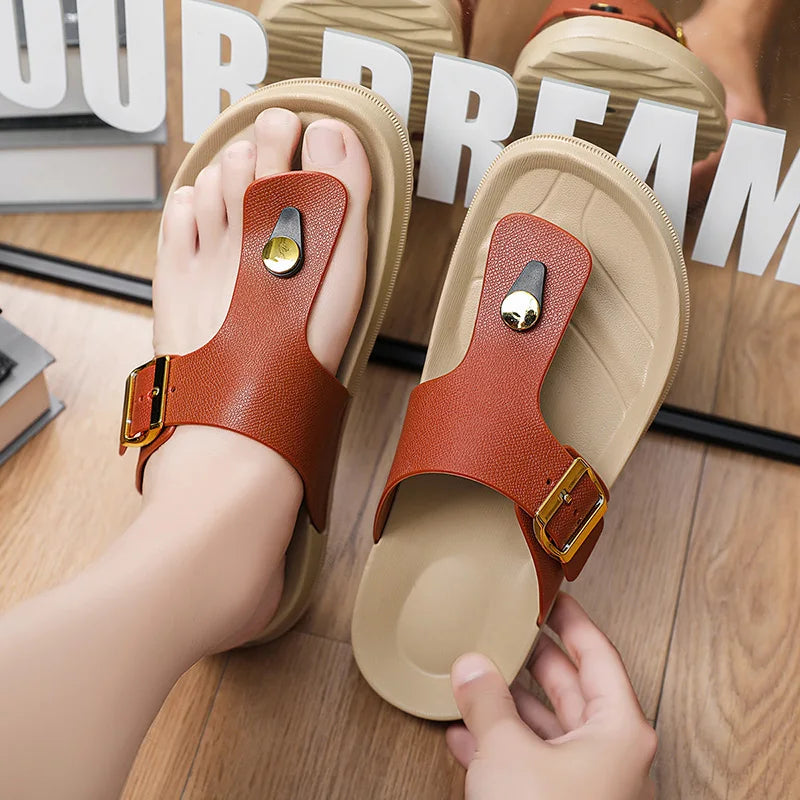 Summer Sandals 2026 New Outer Wear Flip-Flops Convenient Buckle Soft Sole Non-Slip Wear-Resistant Simple Beach Shoes